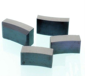 kualitas  6Fe2O3 Ferrite Bar Magnets Charcoal Gray For Textile Machine Motor pabrik