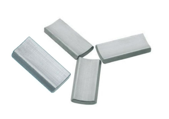 Magnet Batang Ferit Permanen Industri Bukti Korosi ISO / TS16949