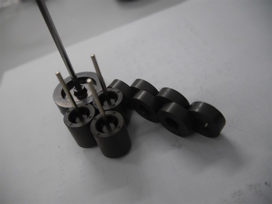 Magnet Cetakan Injeksi 6Fe2O3 yang Disesuaikan Berbagai Magnet Permanen Rotor BLDC