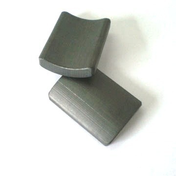L441 Barium Ferrite Magnet Steering Motors Sintered Ferrite Magnet