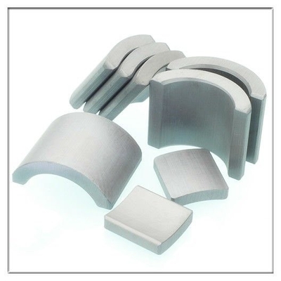 Magnet Berbentuk Busur Ferit ISO TS16949 Magnet Segmen Ferit OEM