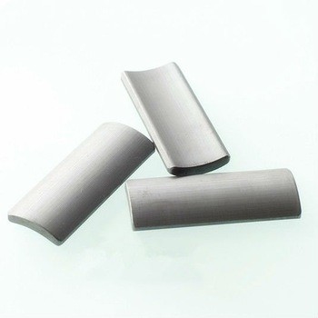 Magnet Mesin Cuci L322 Magnet Motor Ferit SrO 6Fe2O3